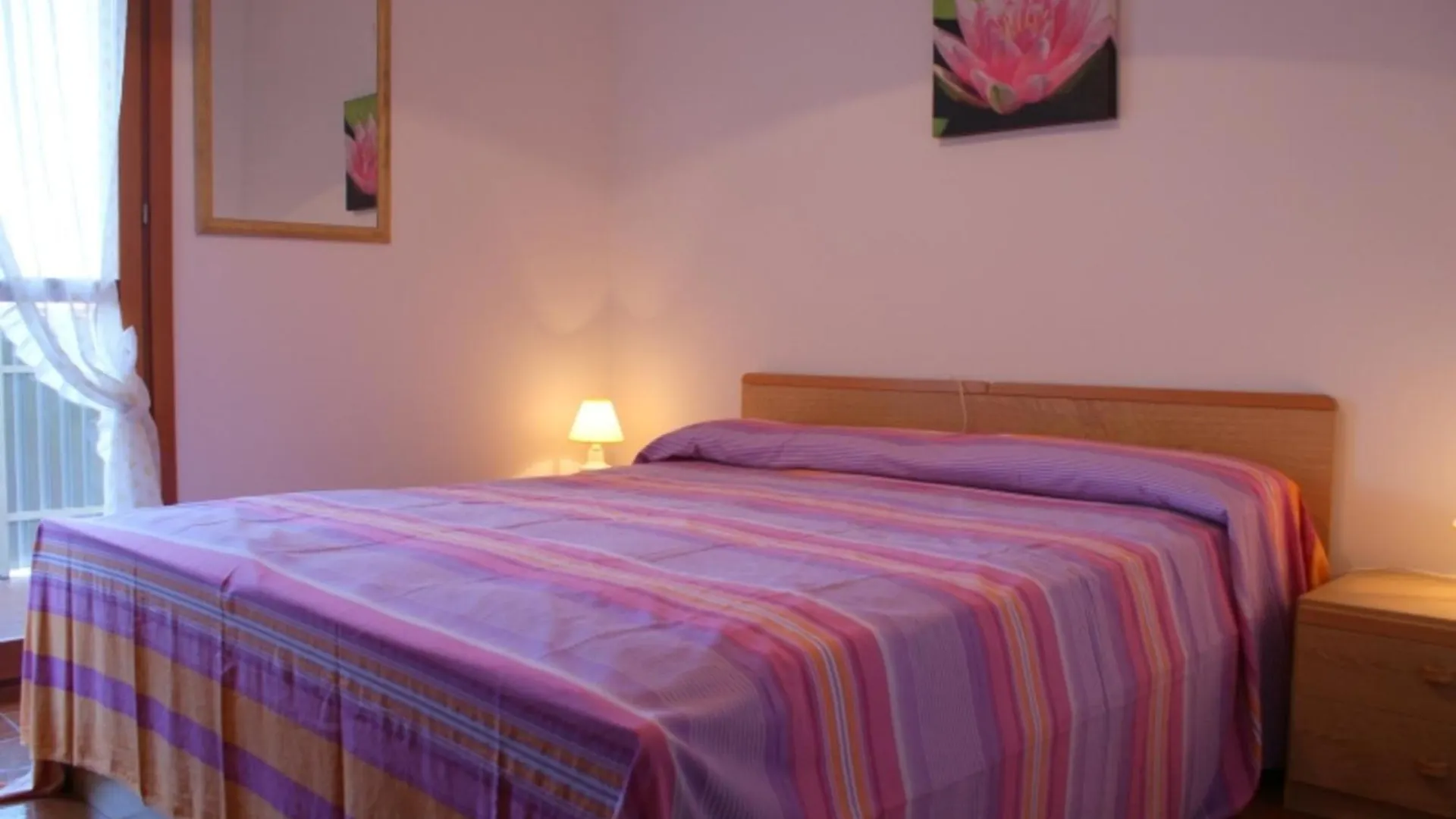 Bibione Getaway - Comfy Flat In Residence Apartment