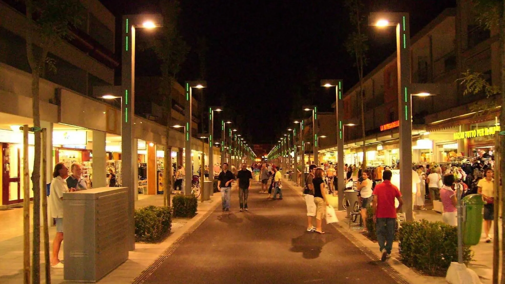 Bibione Getaway - Comfy Flat In Residence 0*,